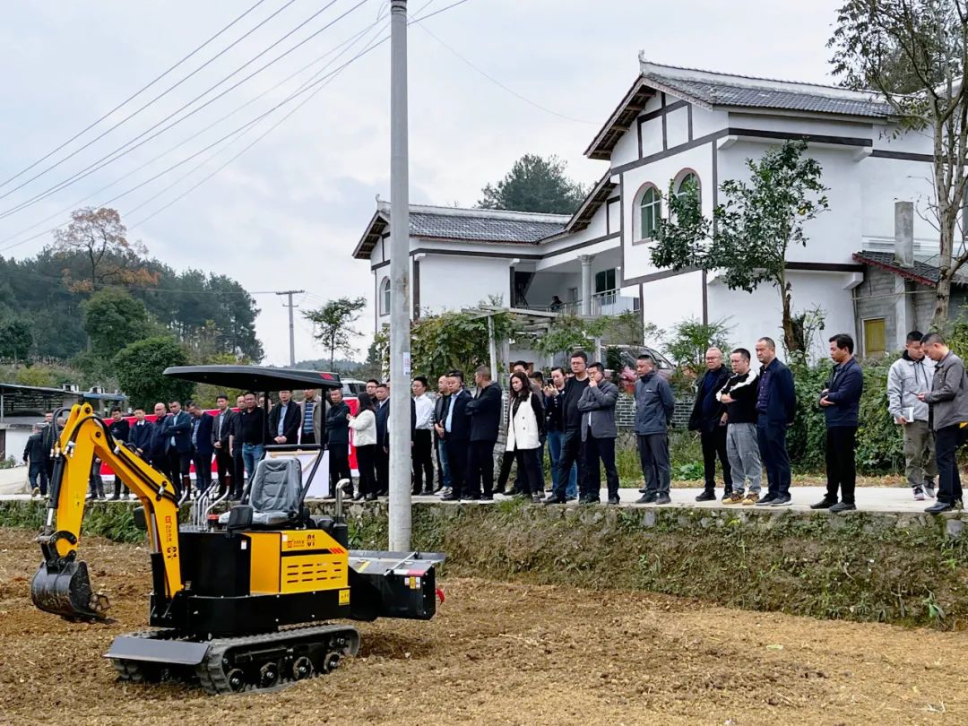 茂田農機參加貴州省遵義市播州區(qū)煙葉農用機械展示會